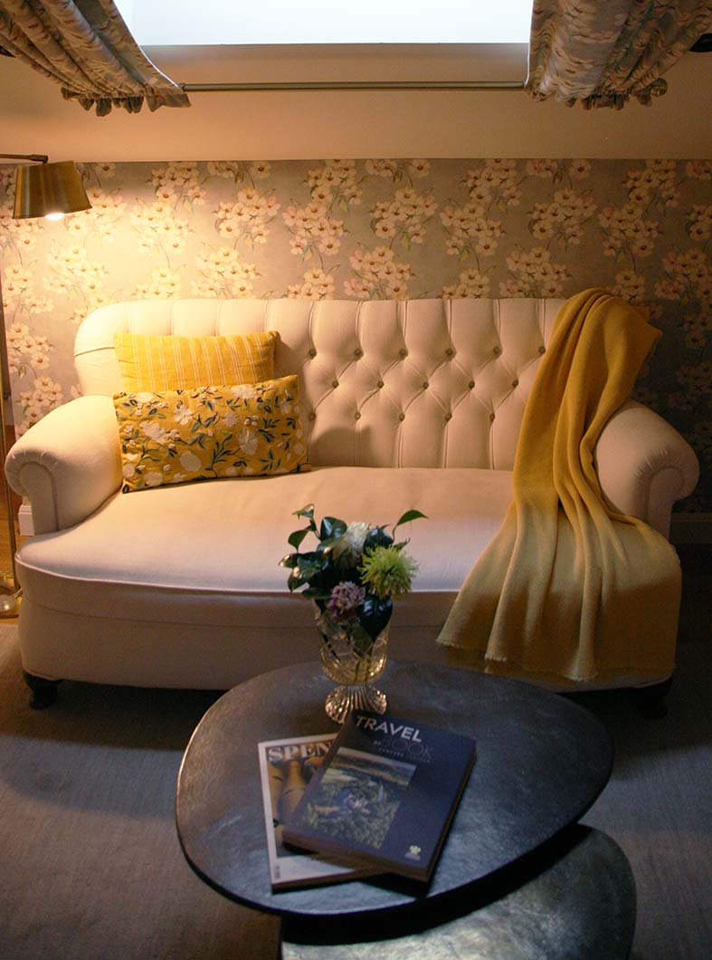 Sentirse como en casa en un entorno lujoso y hogareño.